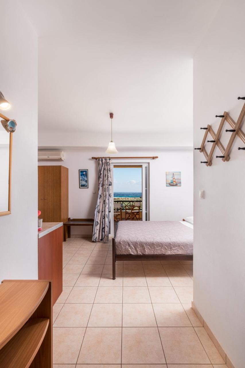 Faros Apartments Ксерокамбос Экстерьер фото